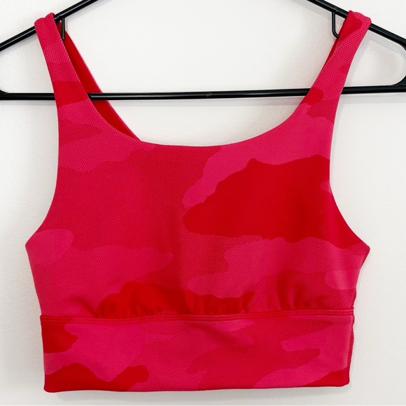 aerie Other - AERIE Offline Medium Support Stretch Camo Sports Bra Red and Pink XS